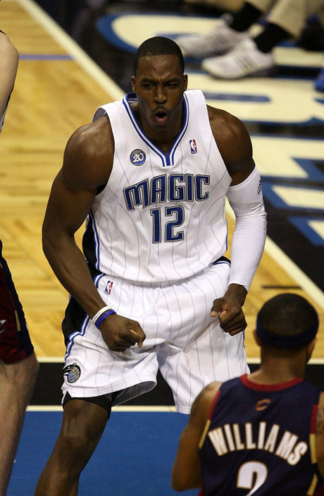 剑南春｜米兰1-0拉齐奥暂登顶，莱奥制胜，托莫里献助攻（剑南春｜莱奥破门托莫里送助攻，米兰1-0小胜拉齐奥暂居榜首）