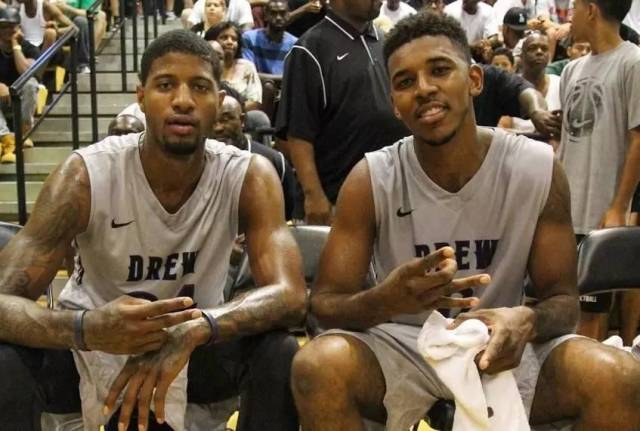 马竞公布本轮联赛大名单：格列兹曼、阿尔瓦雷斯在列，巴埃纳缺阵（马竞发布本轮名单：格列兹曼、阿尔瓦雷斯入选，巴埃纳无缘出战）