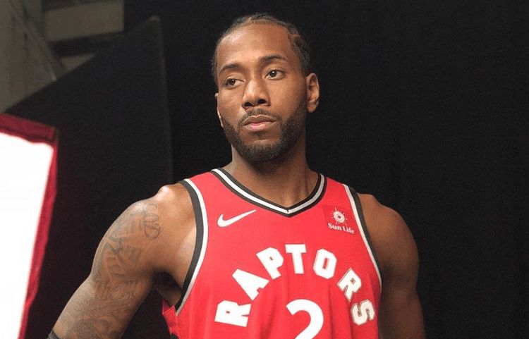 克雷伊奇速射三分，点燃老鹰反击之火（克雷伊奇快速三分，引爆老鹰反扑势头）