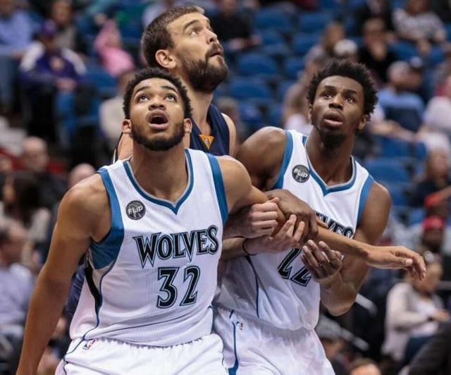 世界杯B组赛程：意大利若晋级6月13日3时首战对东道主加拿大（B组赛程出炉：意大利若出线将于6月13日3时首战东道主加拿大）