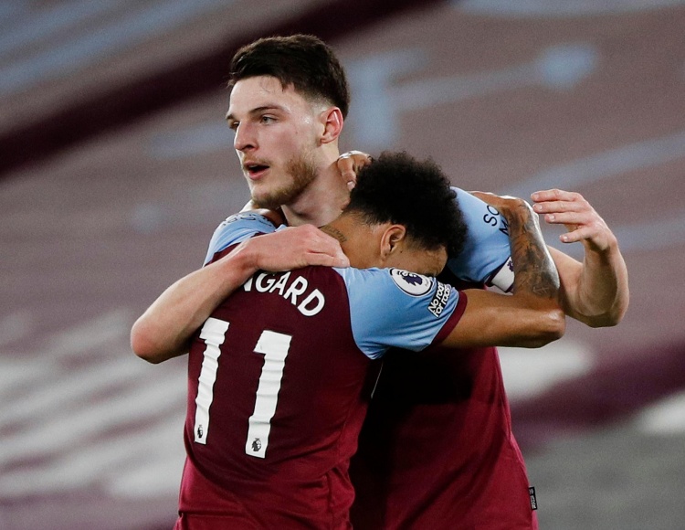 石雪清谈邵佳一出任国足主帅：带队成绩估摸不会有佳也不会有一（石雪清评邵佳一执掌国足：战绩或不惊艳亦不至于差）